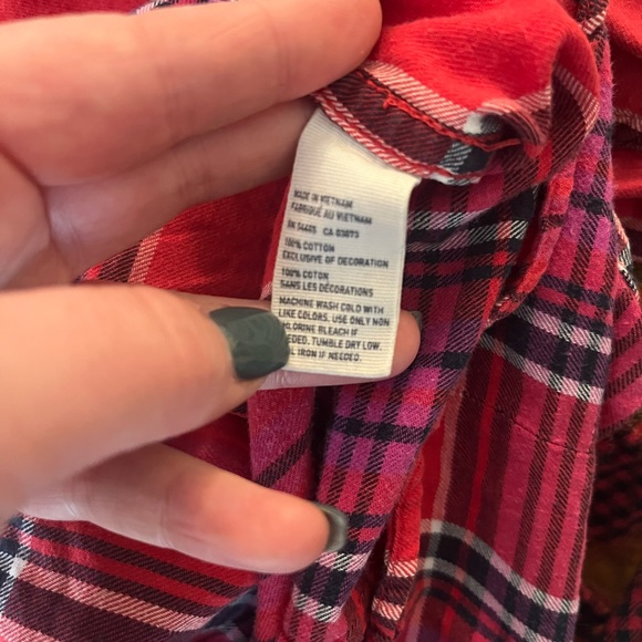 American Eagle Red and Pink Flannel - Picture 4 of 4